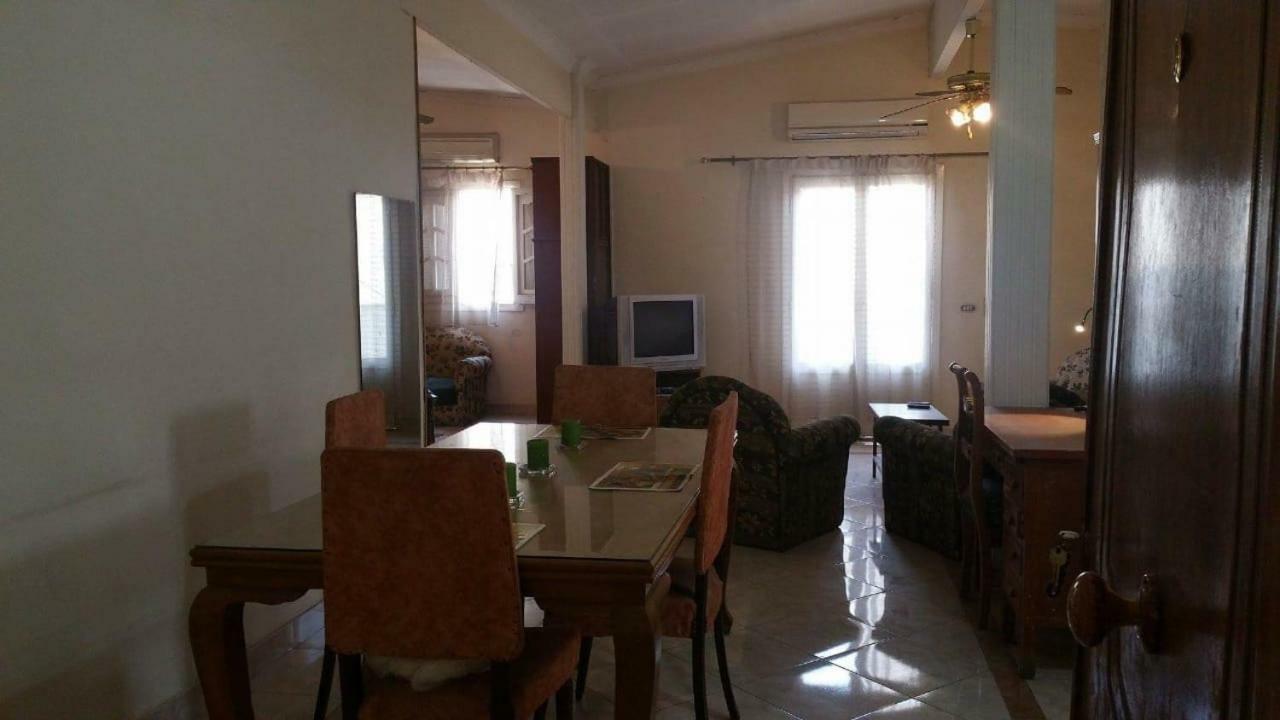Elegant Heliopolis, Studio-Apartment Caïro Buitenkant foto